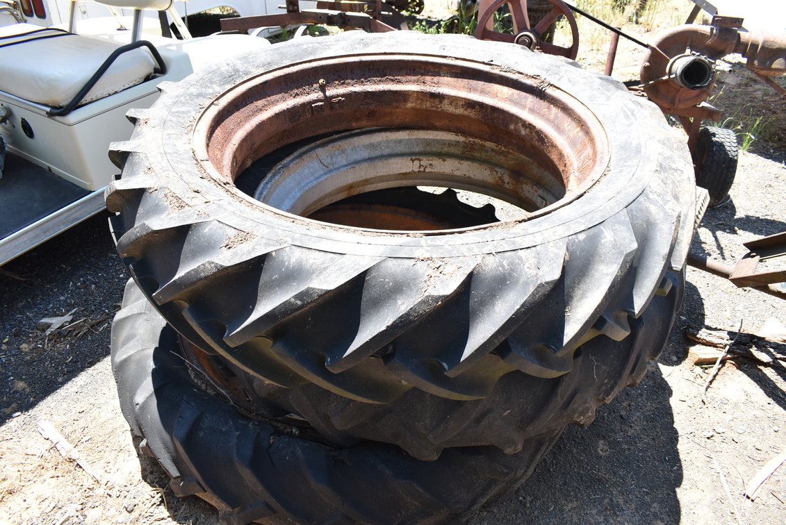 Kelly Springfield Tractor Tires
