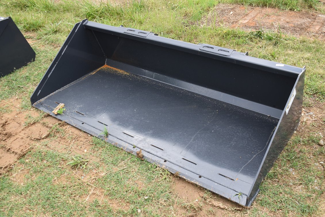 Wolverine TDB-11-78W Skid Steer Bucket