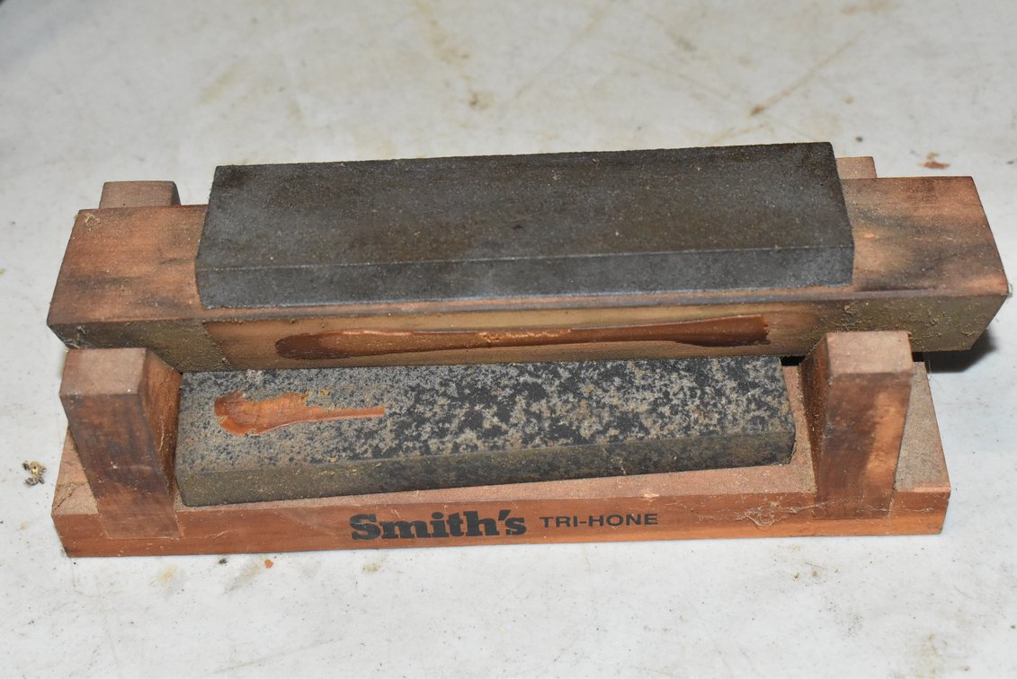 Smith's Tri-Hone Knife Sharpener
