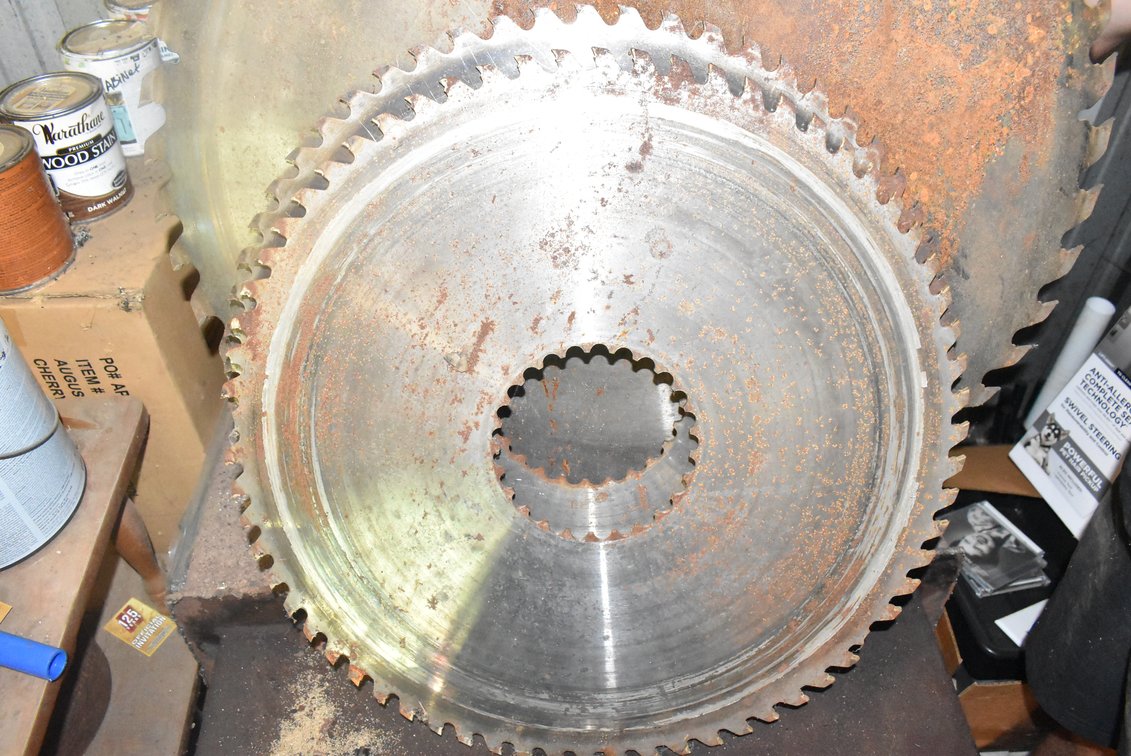 2 Saw Blades
