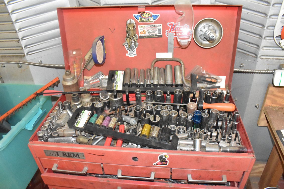 Top Toolbox w/ Contents