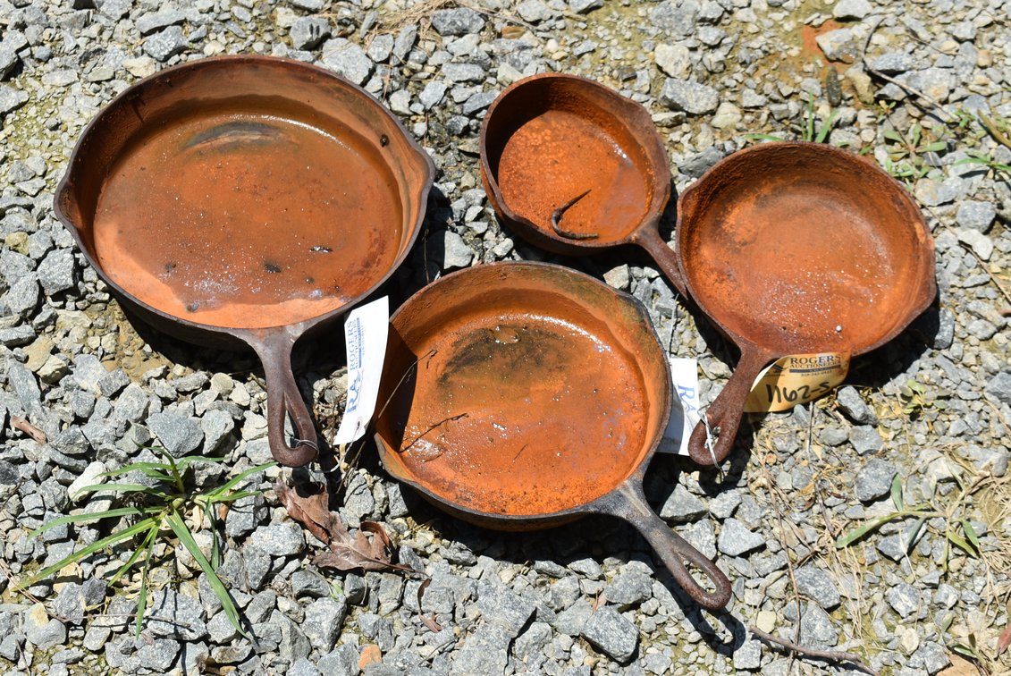 Cast Iron Skillets Frying Pans
