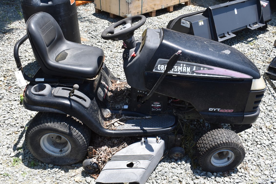 Craftsman DYT 4000 Riding Lawn Mower