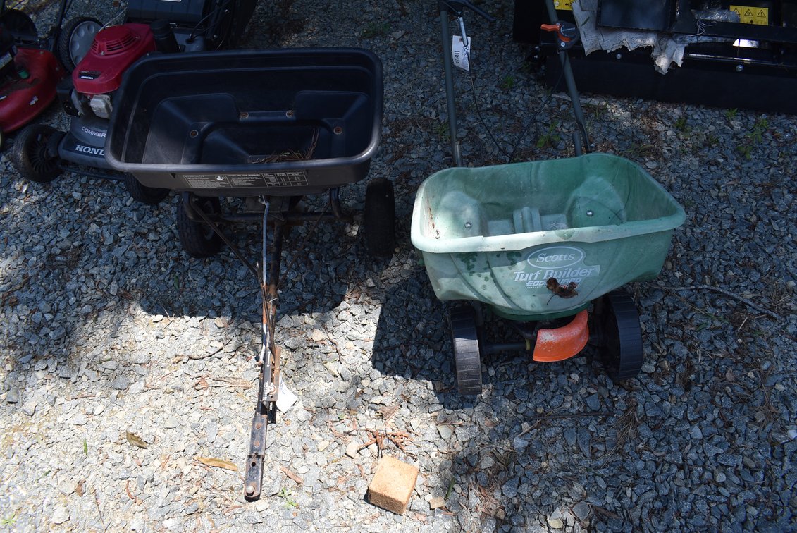 Pull Behind & Push Lawn Spreaders