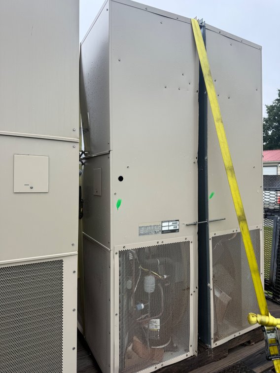 (1) AC Unit