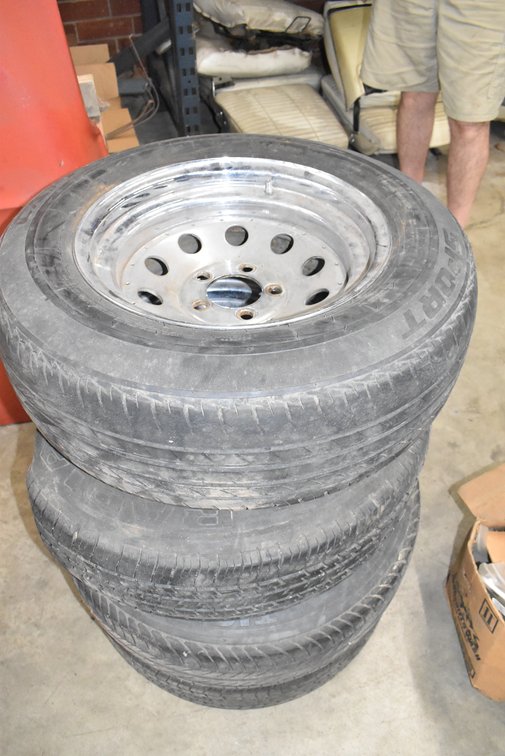 205/70R15 96T Tires & Wheels