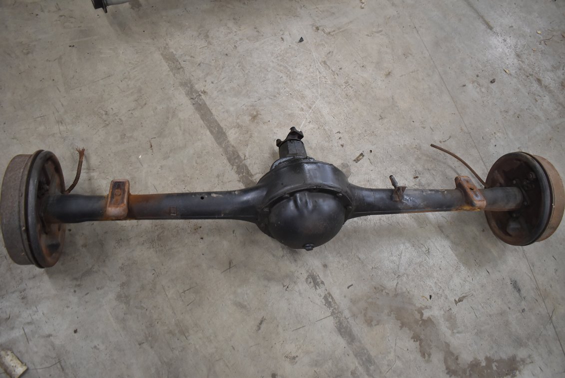 41.5" Pad Centerline width 61" Flange to Flange width