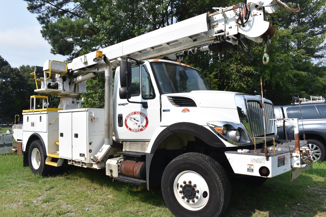2012 International Work Star Truck w/ Altec Post Driver **Needs Repair as EGR Cooler Out *See Video