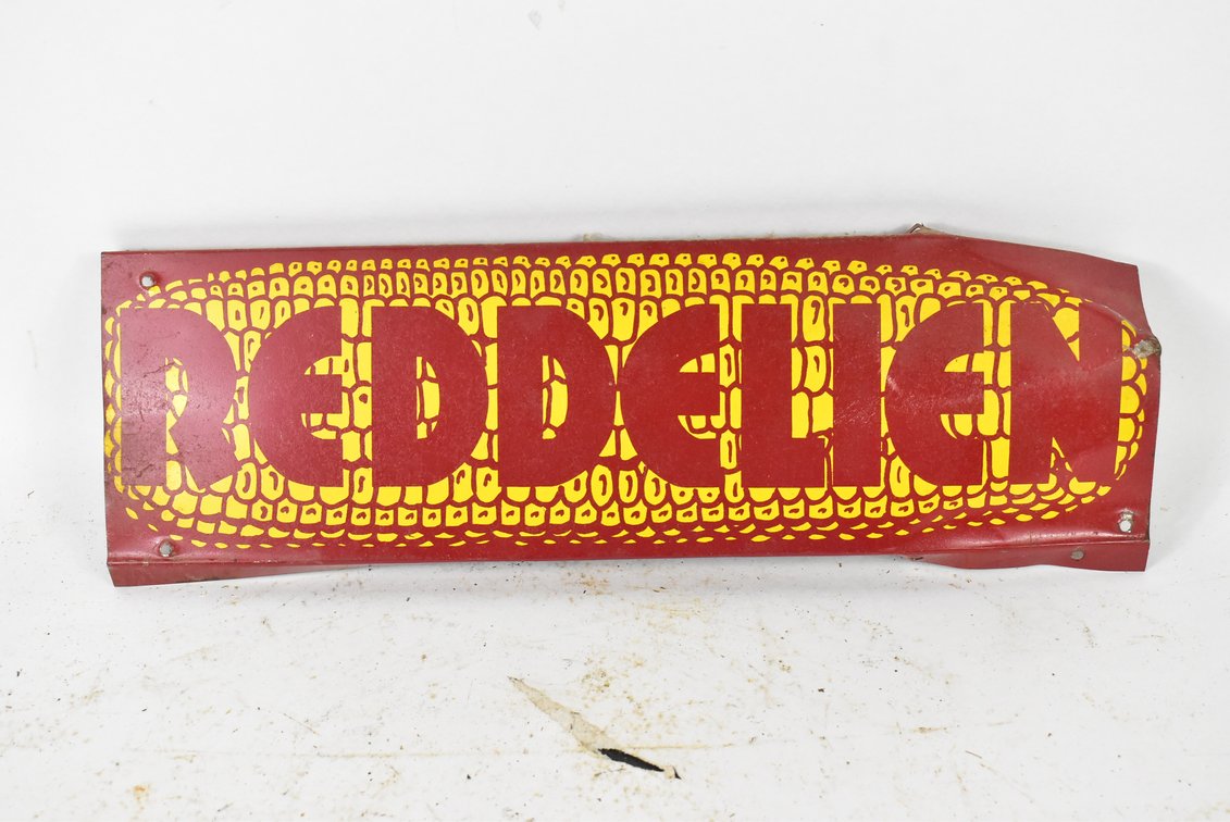 Reddelien Metal Sign