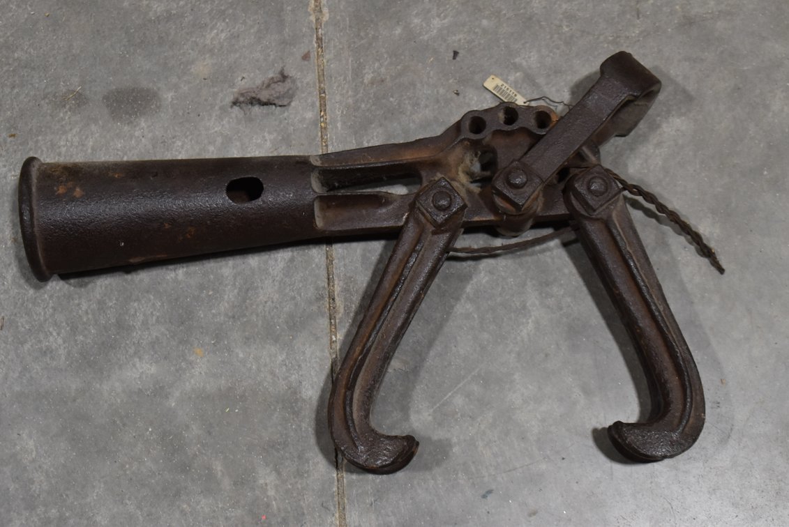 Railroad Rail Lifter Tool