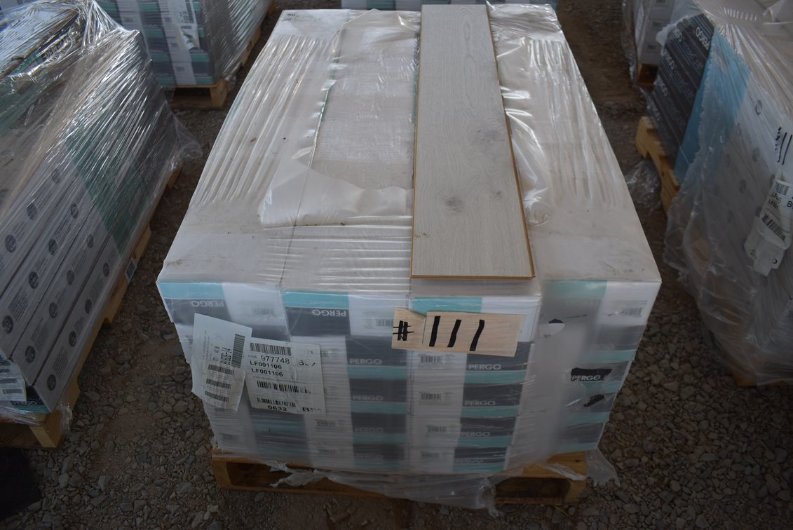 441.8 Sq. Ft.  PERGO Seaholme Oak Click Flooring