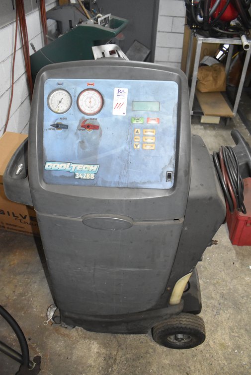 Robinair Cooltech 34288 Automotive A/C Recovery, Recycling, & Recharging Station *Needs Repair
