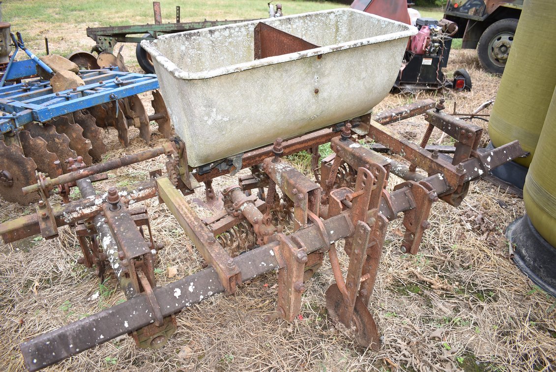Lot 145b