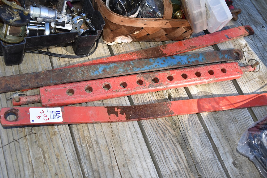 Lot 203b