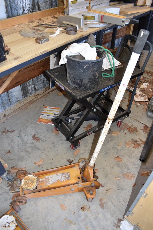 Hydraulic Floor Jack