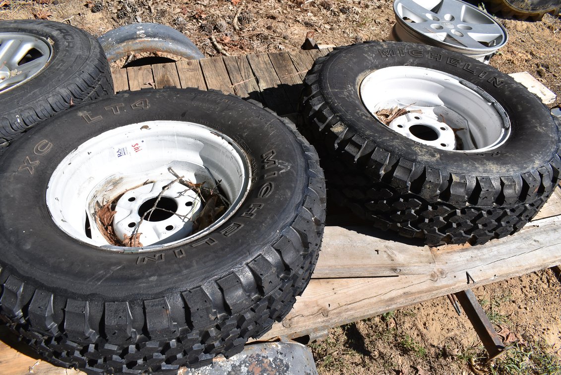 Wheels w/ Michelin Tires