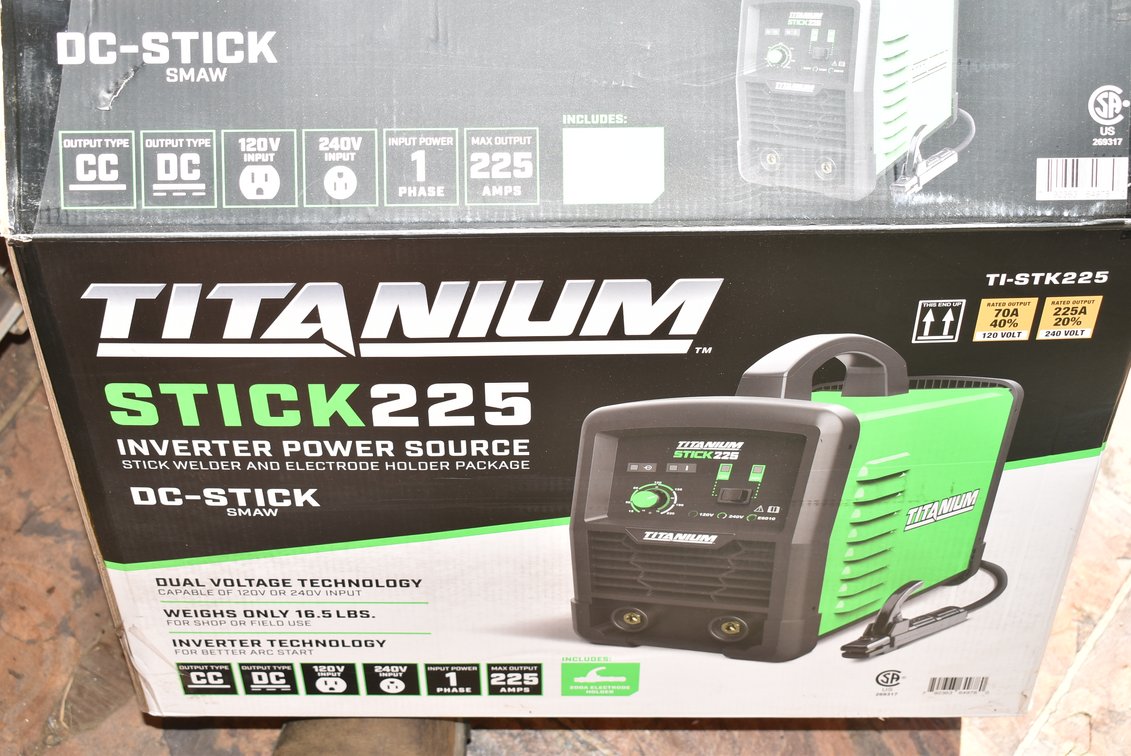 Titanium Stick 225 Welder