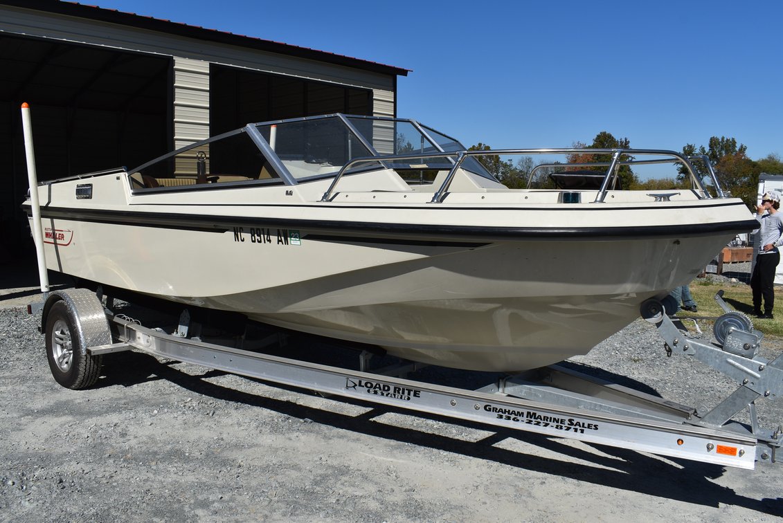 Boston Whaler GTX-18 Boat w/ Trailer