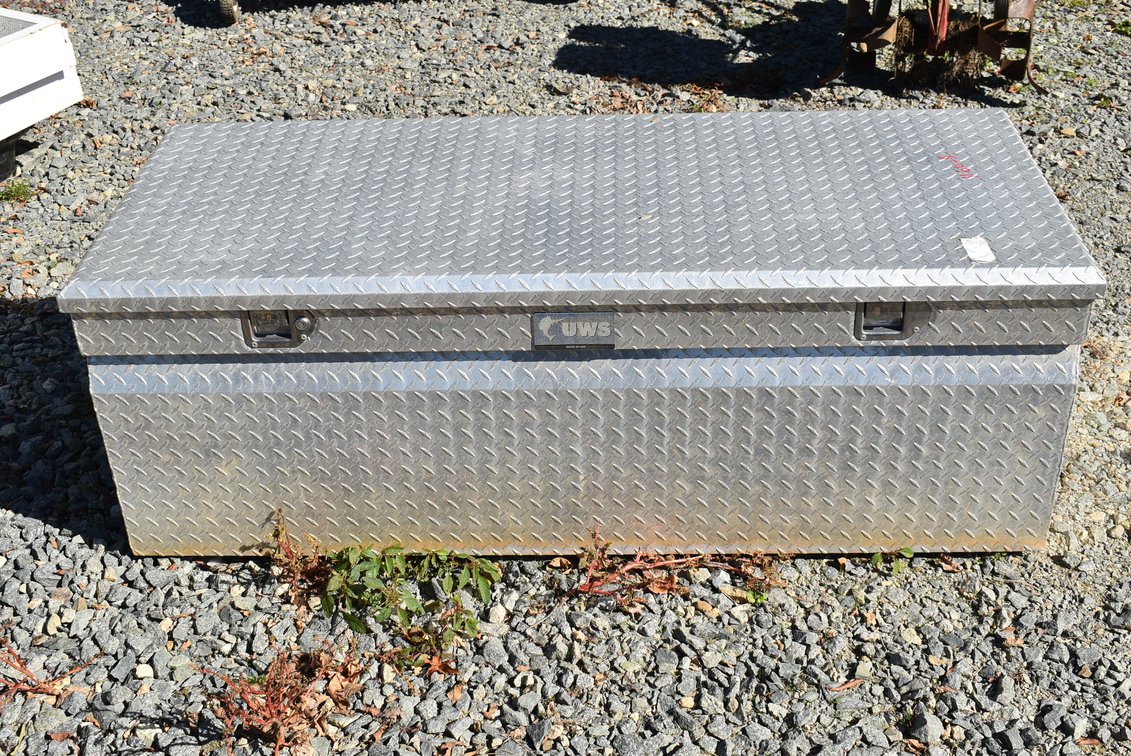 UWS Aluminum Diamond Plate Tool Box