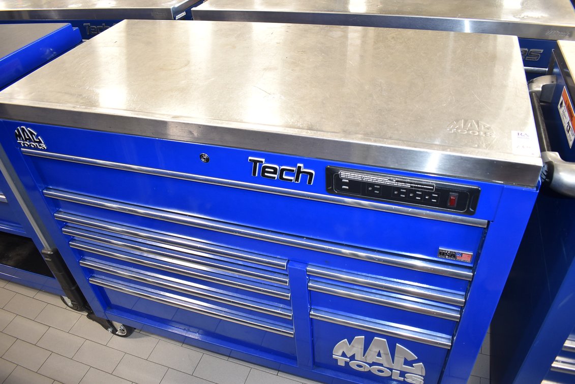 Mac Tools Tech Series Toolbox Workstation w/ Key & Power Strip
