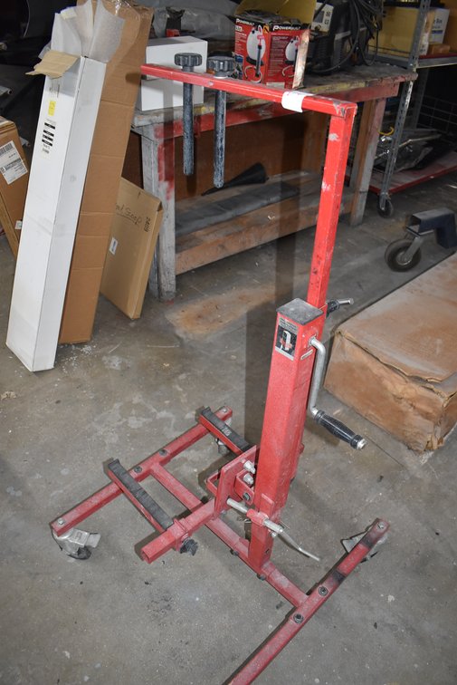 Lot 212