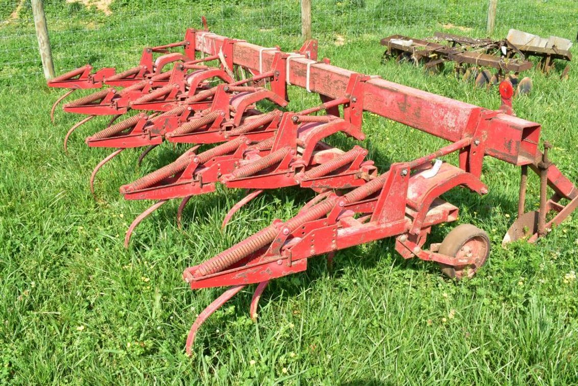Massey Ferguson Ripper