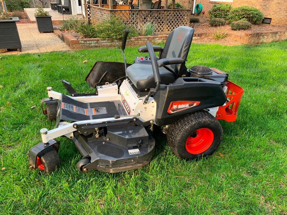 Bobcat ZT2000 Zero Turn Lawn Mower *See Video 