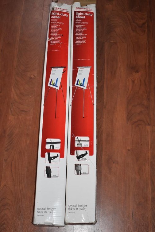 Pair Light Duty Easels