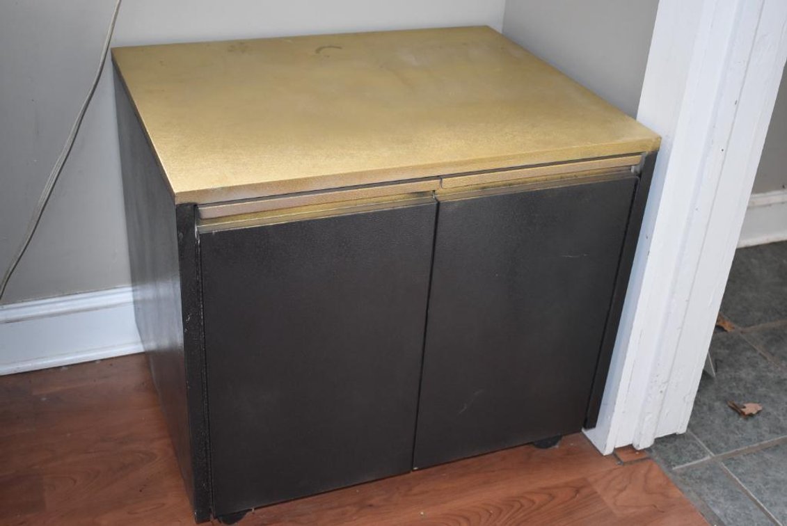 Portable Metal Cabinet