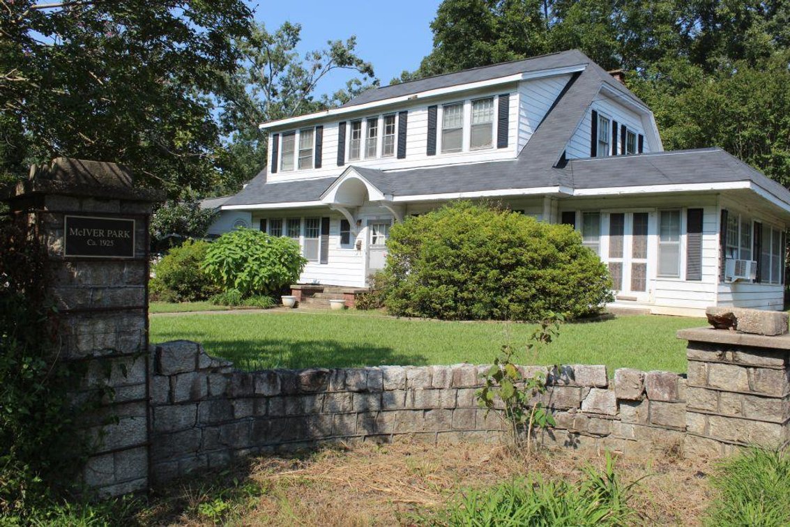 House on Corner Lot 