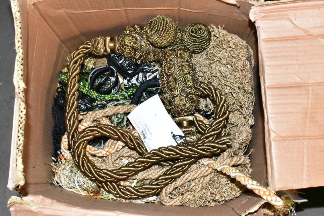 Box Tassels