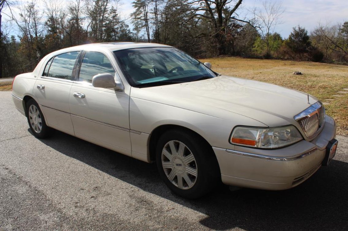 2003 Lincoln Mercury Cartier Town Car *See Video 