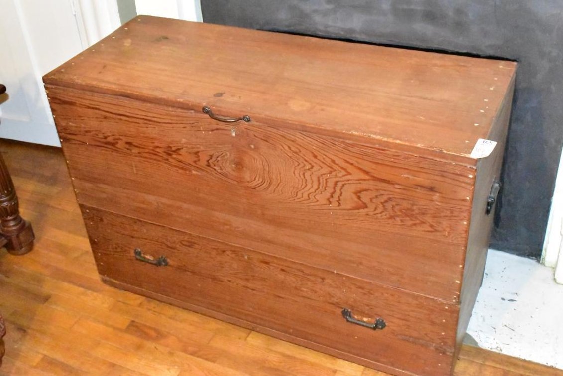 Primitive Blanket/Linen Chest w/ Deep Bottom Drawer 