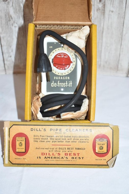 Vintage Paragon De-Frost-It & Dill's Pipe Cleaners in Box