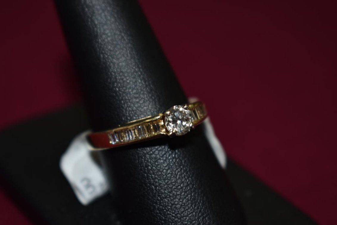 14k 3.50g YG 4 Prong Diamond Solitaire Ring