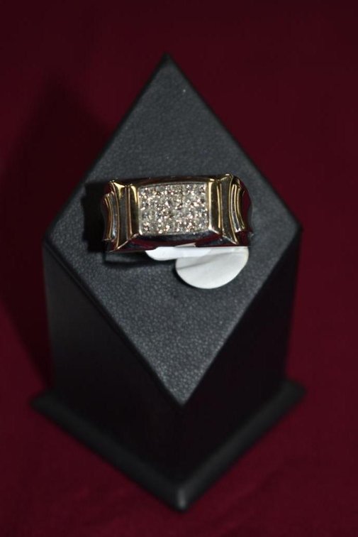14k 11.50g WG 24 Invisible Set Diamond Ring