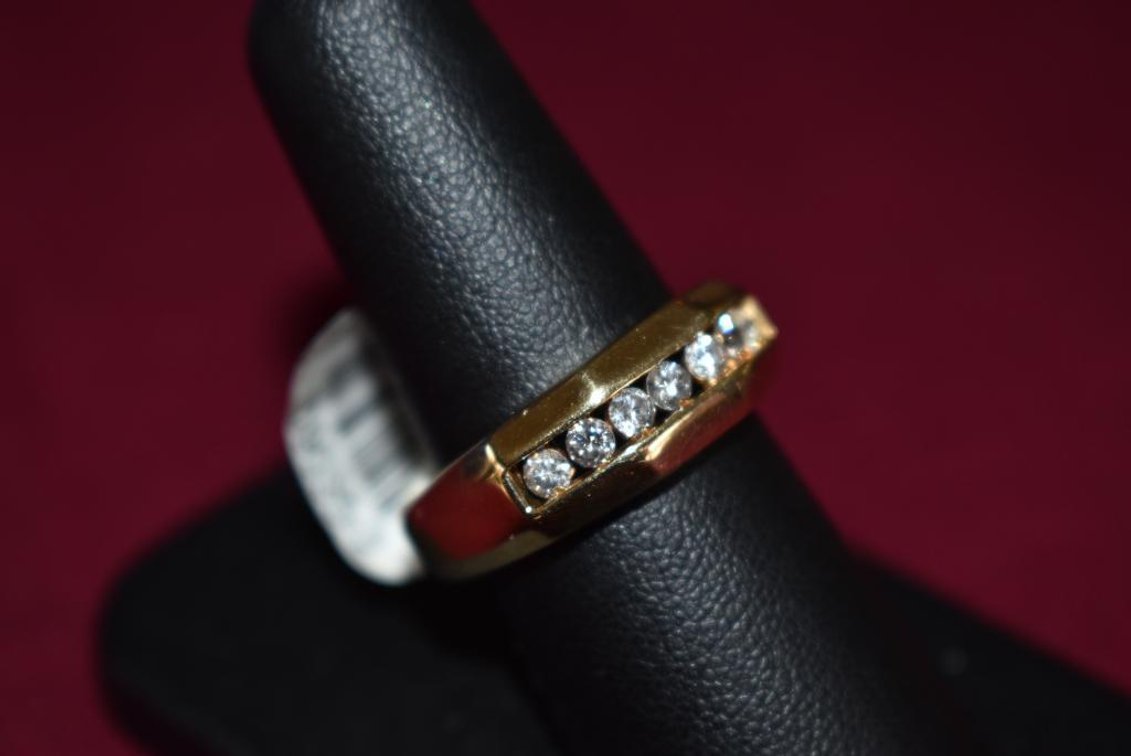 14k 6.70g YG Gents 1.2Ct. 7 Diamond Ring