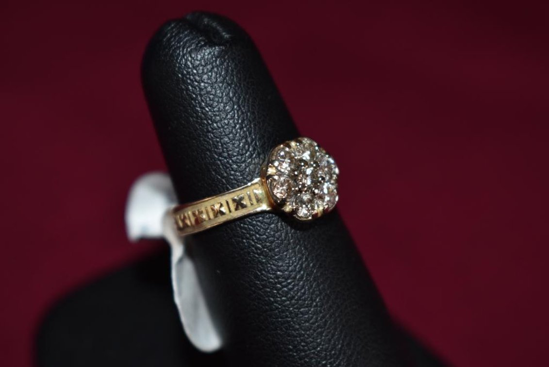 14k 2.20g YG 7 Diamond 1/2 Ct. Cluster Ring