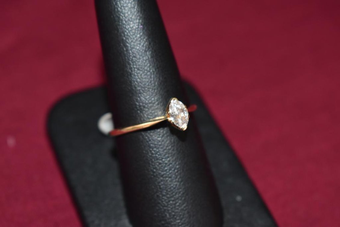14k 1.70YG Marquise .25 Ct. Diamond Ring
