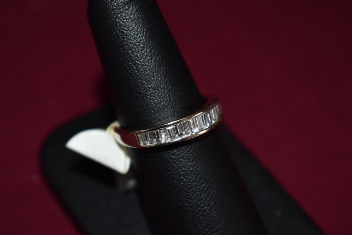 14k 2.90g WG Baguette Wedding Band .80 Ct.