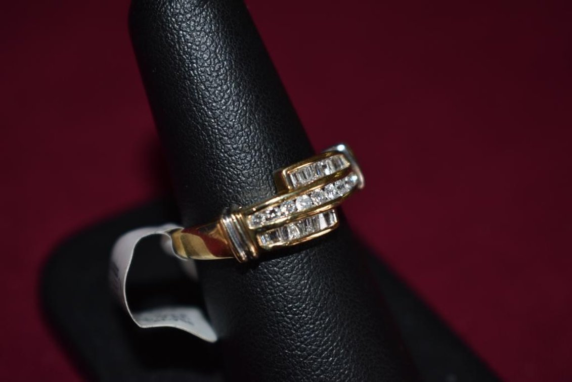 14k 4.50g YG Bypass Channel Baguette Ring