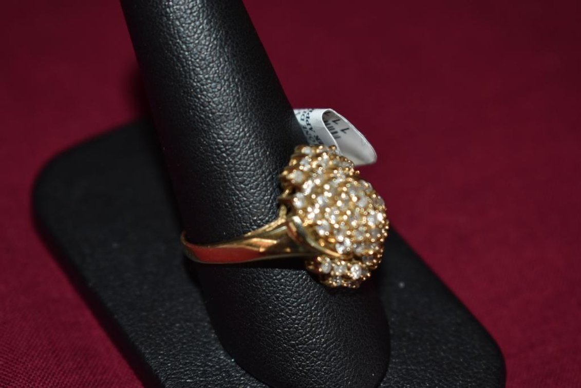 14k 5.30g YG 50 Stone Diamond Cluster Ring