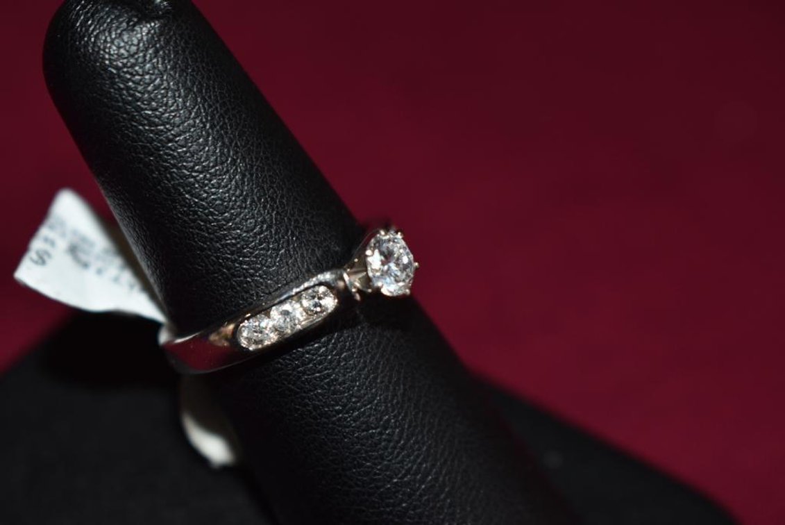 14k 3.80 WG Center Diamond 6 Small Diamonds Ring
