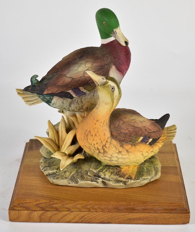 Duck Statue 