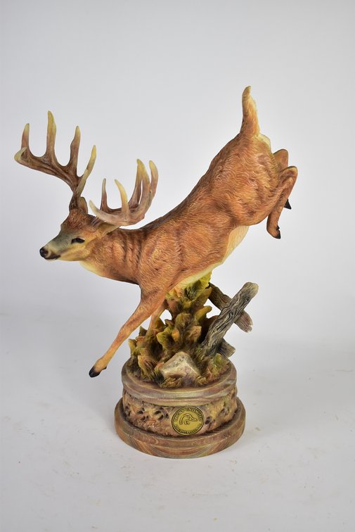 Ducks Unlimited 2006-07 Exclusive Deer Statue 