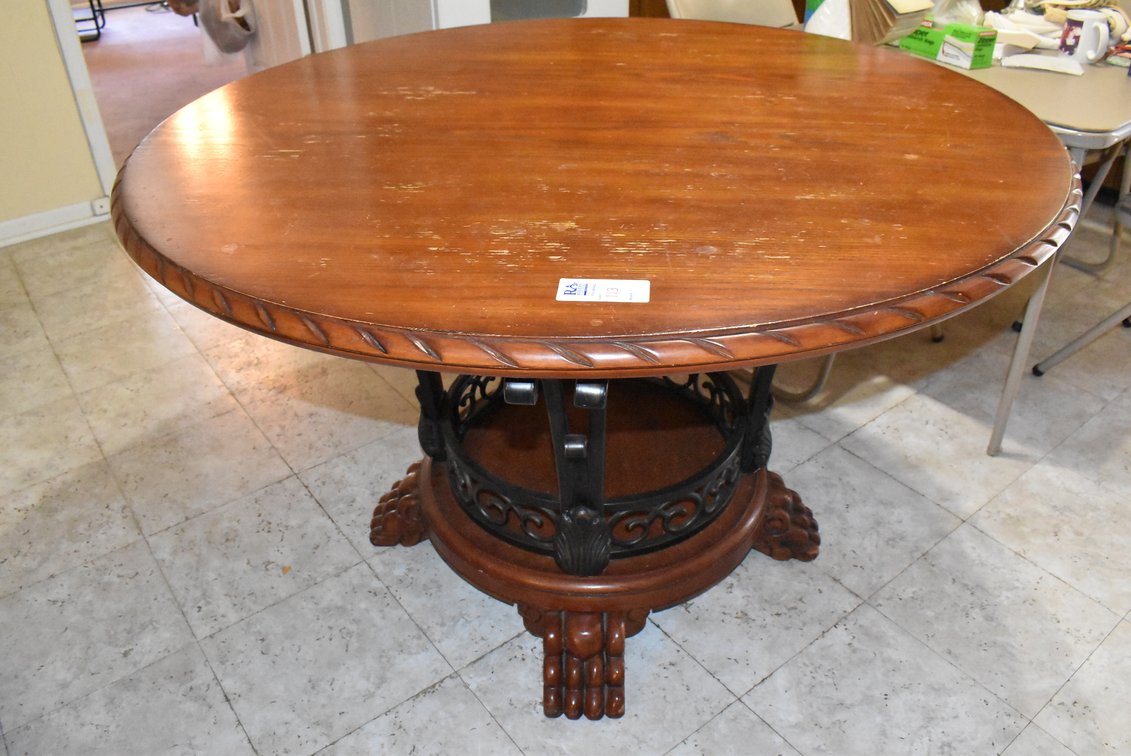Round Kitchen Table