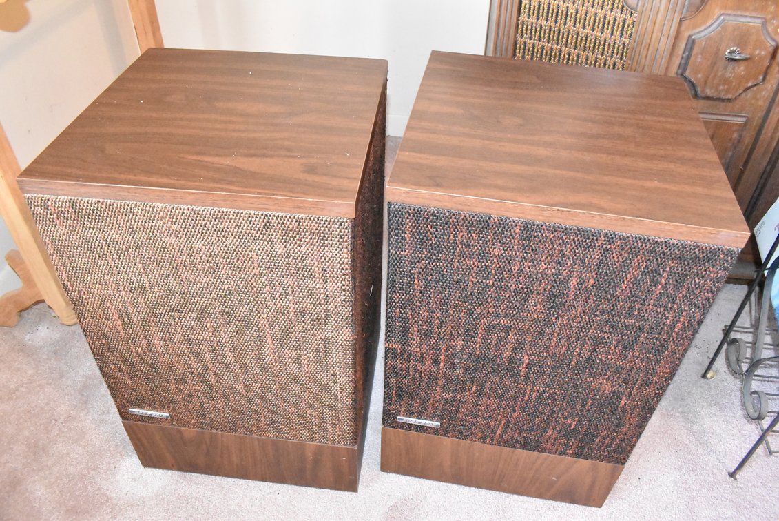 Bose 501-II Stereo Loudspeakers - Speakers