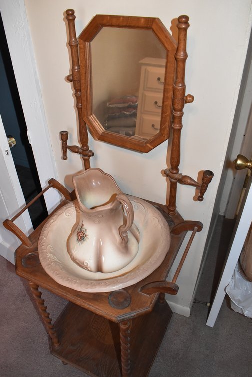 Vintage Pitcher & Basin Stand