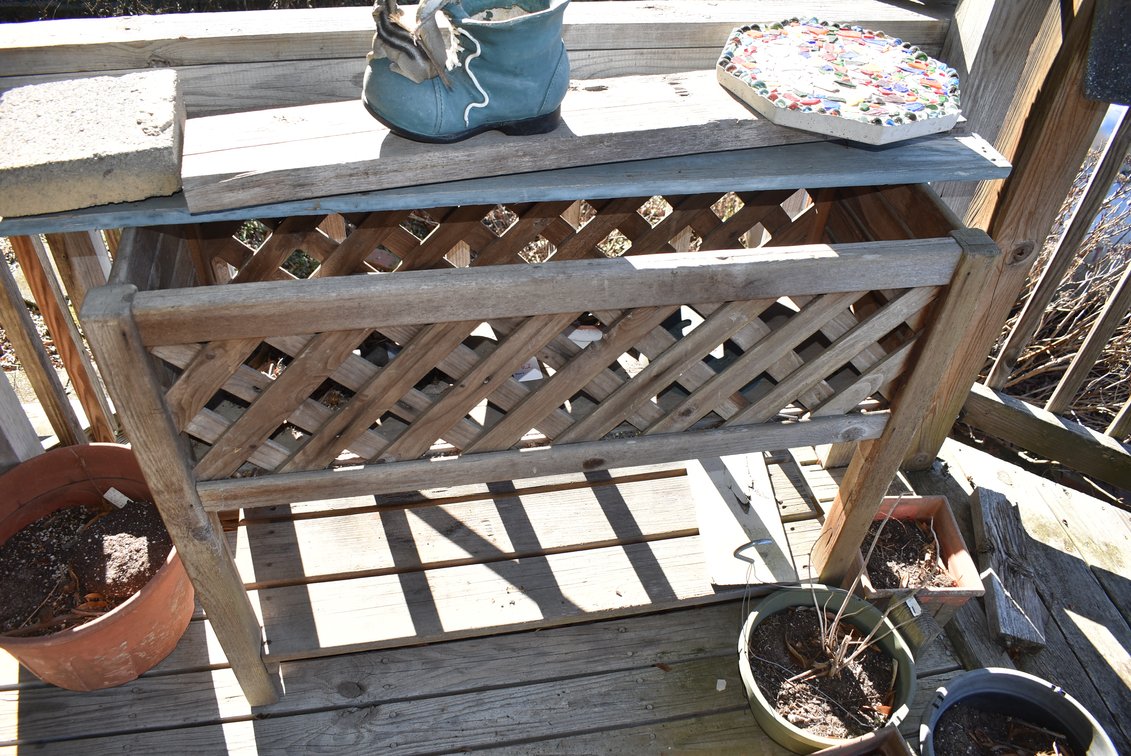 Flower Pots w/ Wooden Trough