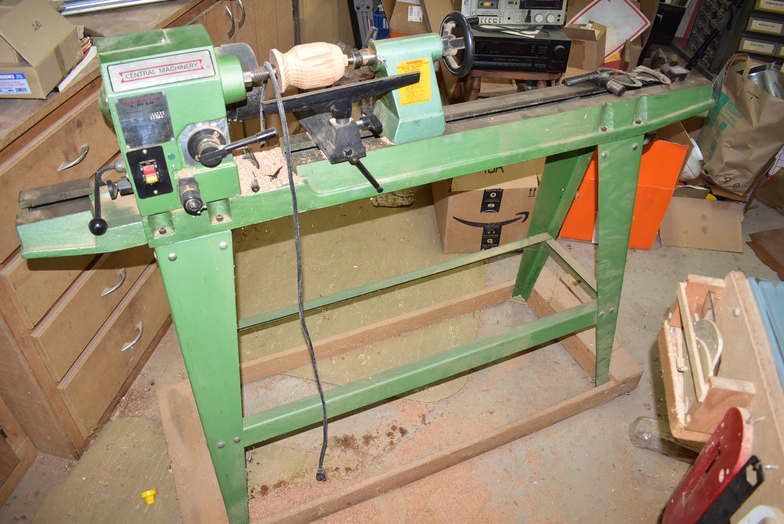 Central Machinery 12”x36” Wood Lathe 